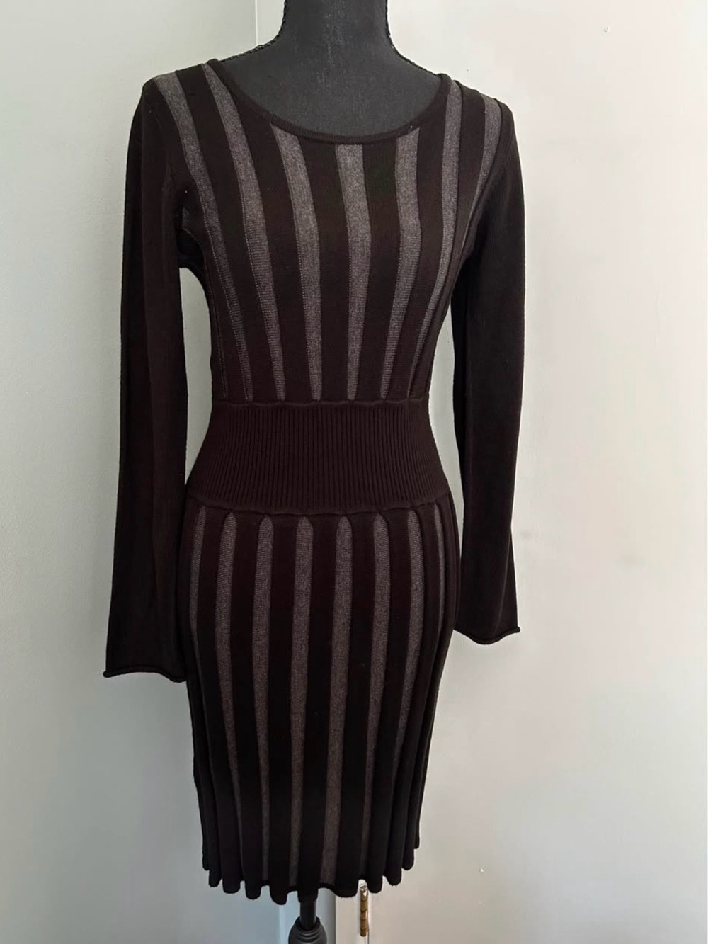 NWOT Calvin Klein Black and Gray Ribbed Knit Dress